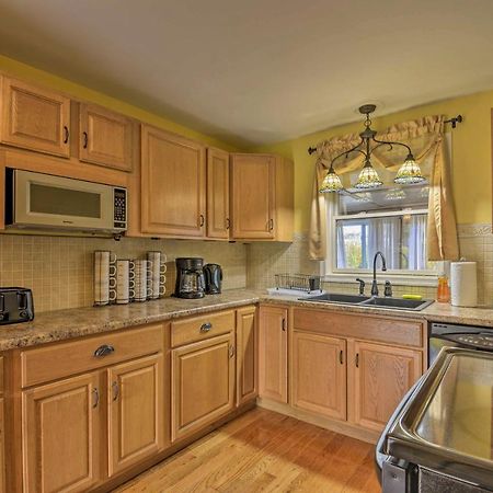 Spacious Home By Finger Lakes And Watkins Glen! Burdett Zewnętrze zdjęcie